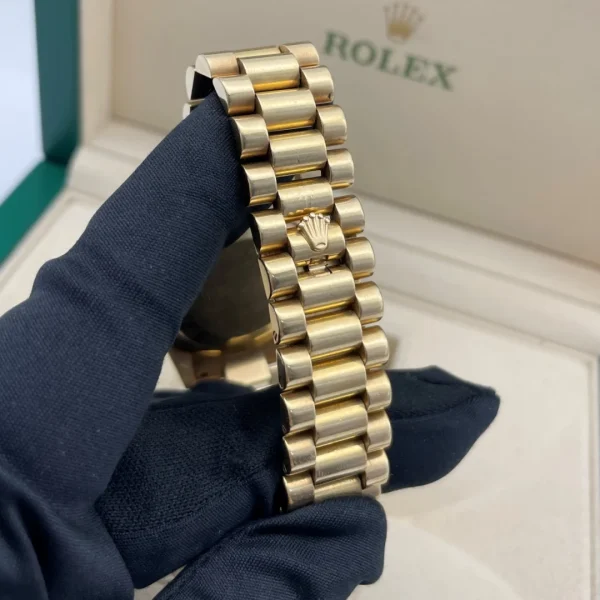 Rolex Day-Date Automatic Mechanical Movement Date Display 100m Waterproof Men’s Watch Swiss Watch 39mm Gold Dial 118348-83208 - Image 6