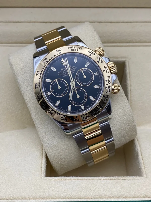 Rolex Cosmograph Daytona Automatic mechanical movement Black dial 40mm diameter 116503-0004 - Image 3