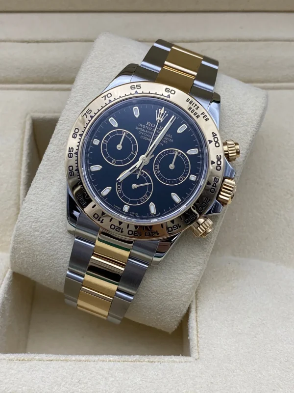 Rolex Cosmograph Daytona Automatic mechanical movement Black dial 40mm diameter 116503-0004 - Image 4