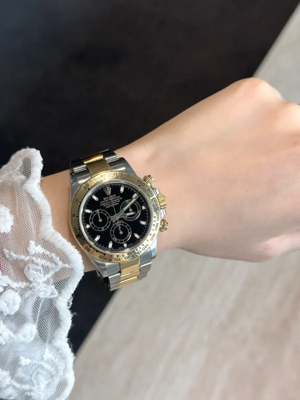 Rolex Cosmograph Daytona Automatic mechanical movement Black dial 40mm diameter 116503-0004 - Image 10