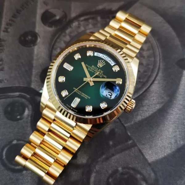 ROLEX Rolex Day-Date Series Automatic Mechanical Movement Smoked Green 36mm Green Dial 128238-0069 - Image 7