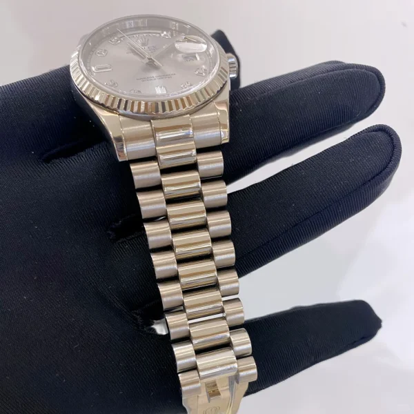 ROLEX Day-Date Series Automatic Mechanical Movement 36mm Silver Dial 118239 - Image 3