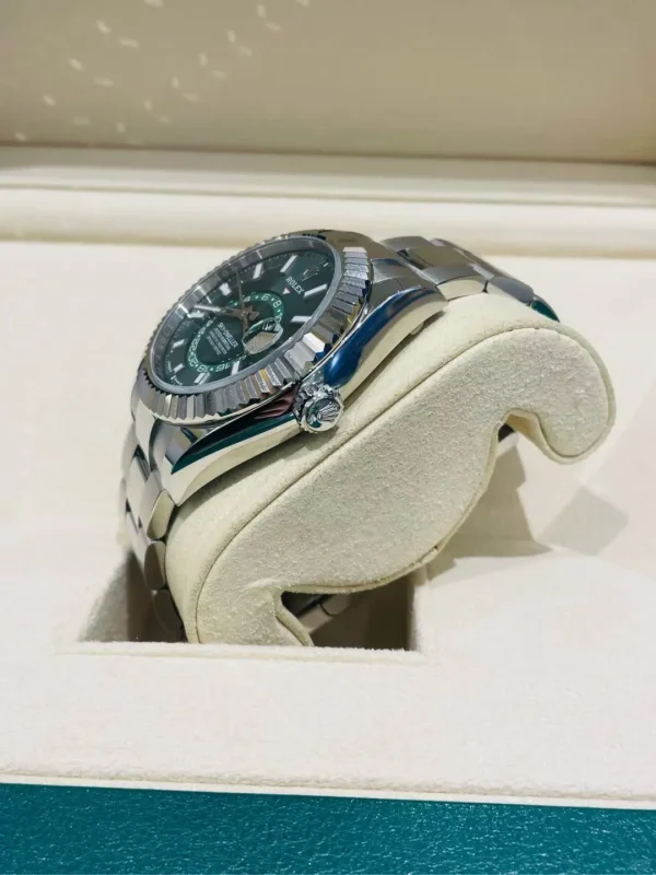 Rolex Sky-Driving Series Automatic Mechanical Movement Dual Time Zone/100m Waterproof Men’s Watch Swiss Watch 42mm Green Dial 336934-0001 - Image 5