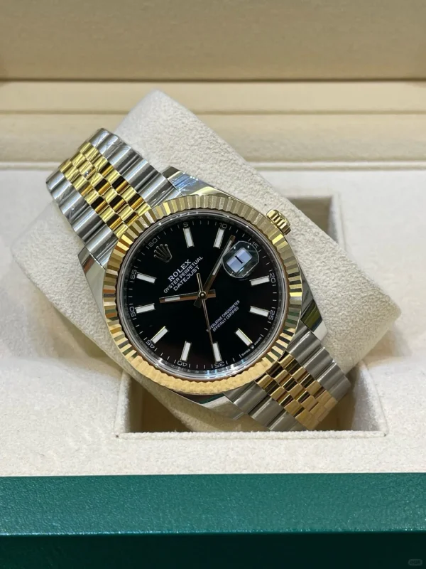 Rolex Datejust Series Automatic Mechanical Movement Black Dial 41mm Black Dial 126333-0014 - Image 4