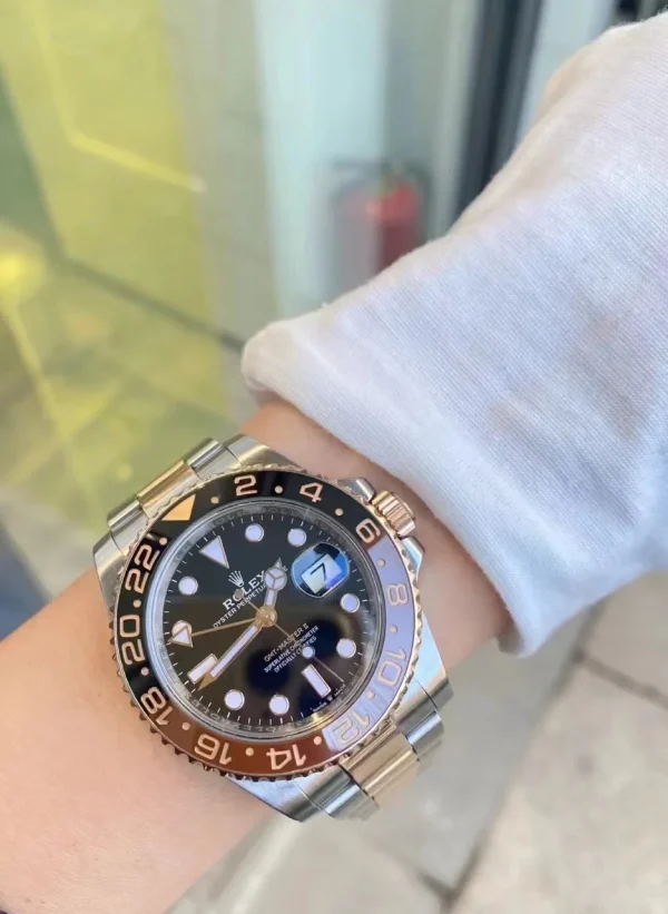 Rolex GMT-Master II Sarco bezel Mechanical movement 40mm Black dial 126711chnr-0002 - Image 10