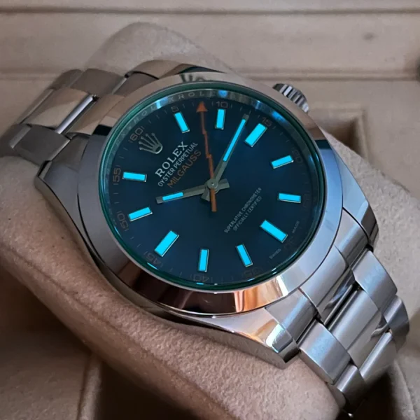 Rolex Magnetic Automatic Mechanical Movement Lightning hand 40mm Blue Dial 116400GV-0002 - Image 3