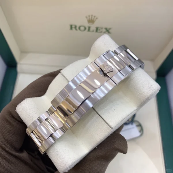 Rolex Submariner Series Automatic Mechanical Movement 41mm Black Dial 126619LB-0003 - Image 8