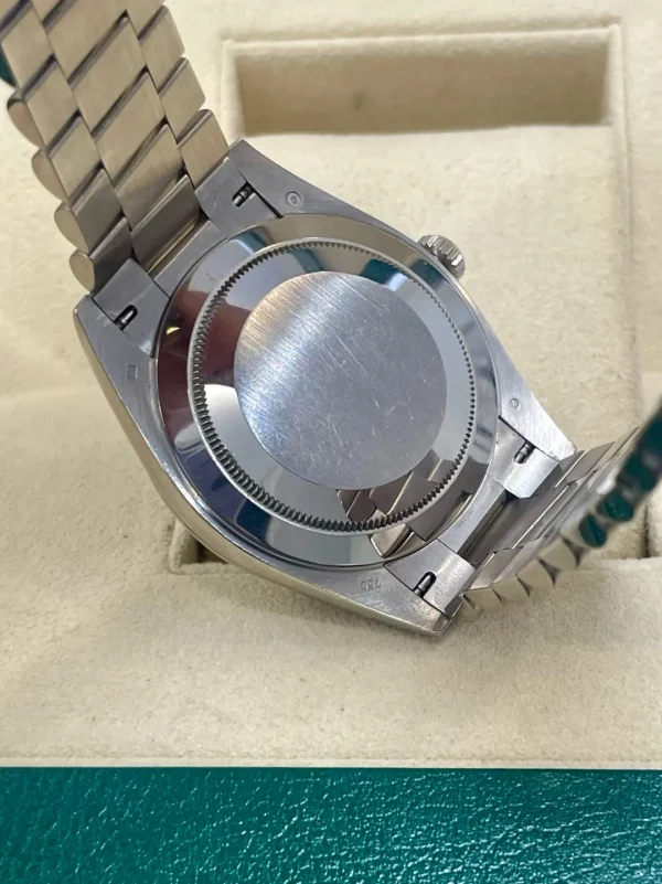 Rolex Day-Date Automatic Mechanical Movement 40mm Black Dial Scratch-resistant Sapphire Mirror 228239-0005 - Image 5