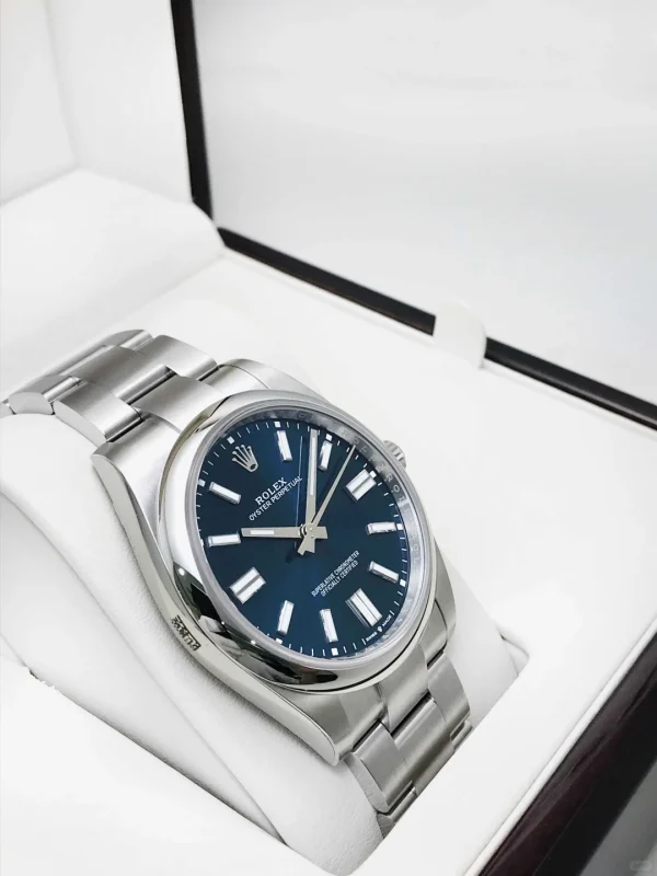 Rolex Oyster Perpetual Automatic Mechanical Movement Bright Blue 41mm Blue Dial 124300-0003 - Image 2