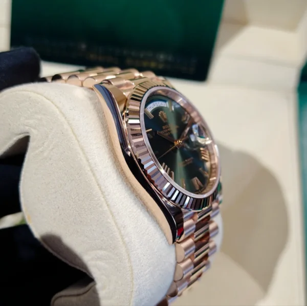 Rolex Day-Date Automatic Mechanical Movement 40mm Green Dial Case/Strap Rose Gold 228235-0025 - Image 3