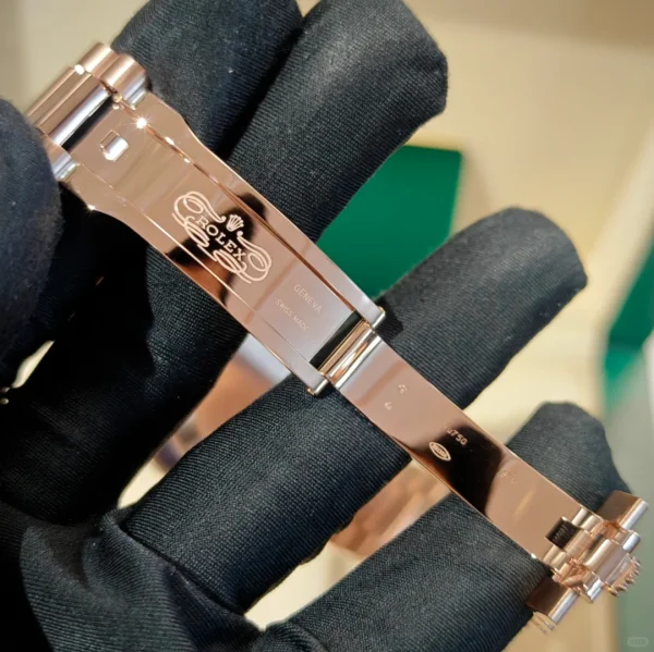 Rolex Day-Date Automatic Mechanical Movement 40mm Green Dial Case/Strap Rose Gold 228235-0025 - Image 6
