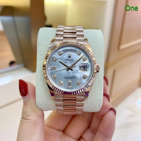 Rolex Day-Date Series Automatic Mechanical Movement Women’s Watch Swiss Watch 36mm Mother-of-Pearl Dial Rose Gold Case 128235-0029 - Image 3