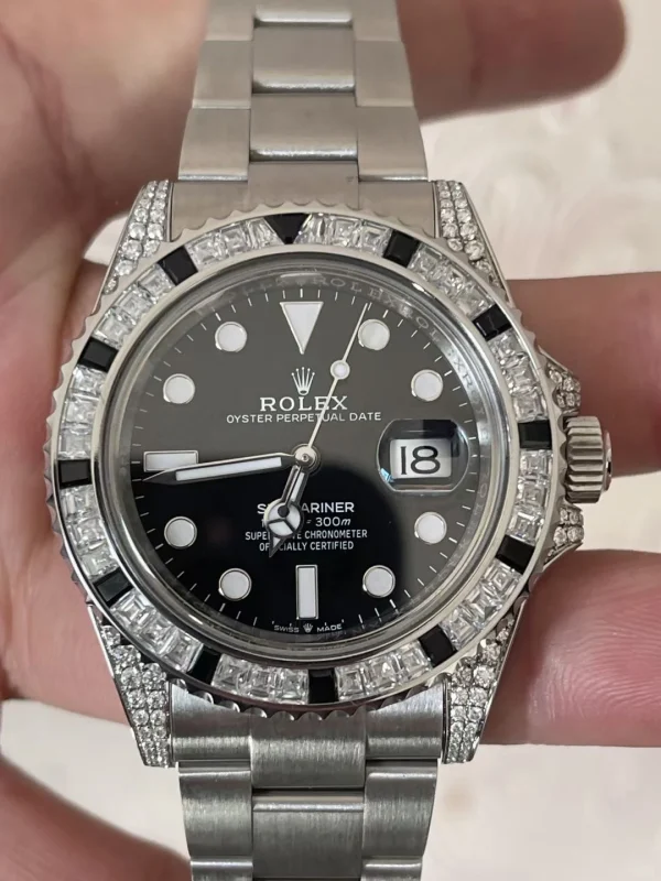 Rolex GMT Master 2 Ice lugs and scratch-resistant sapphire crystal 116759 - Image 2