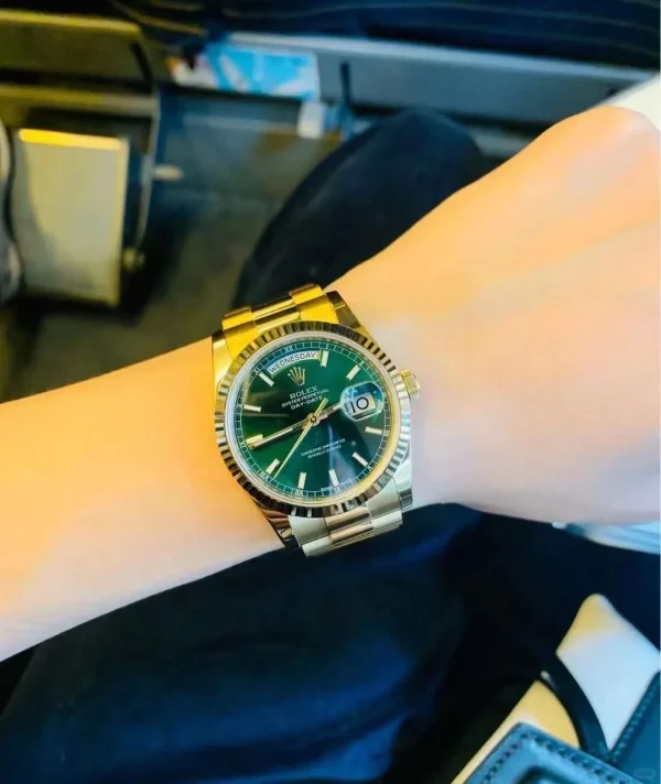 Rolex Day-Date Automatic Mechanical Movement Luminous Hour Markers Unisex 36mm Green Dial 118238-0433 - Image 7