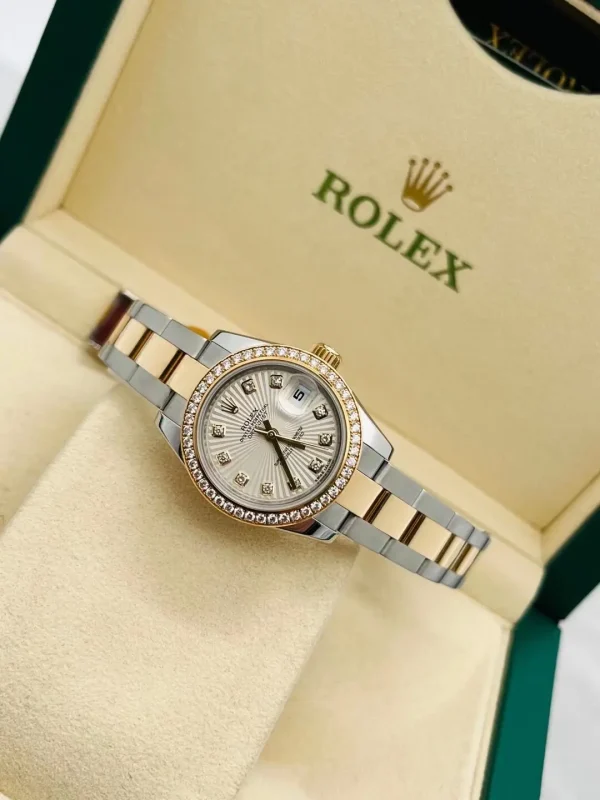 Rolex ladies datejust automatic mechanical movement women’s watch 28mm mother-of-pearl dial m279383rbr-0020 - Image 12