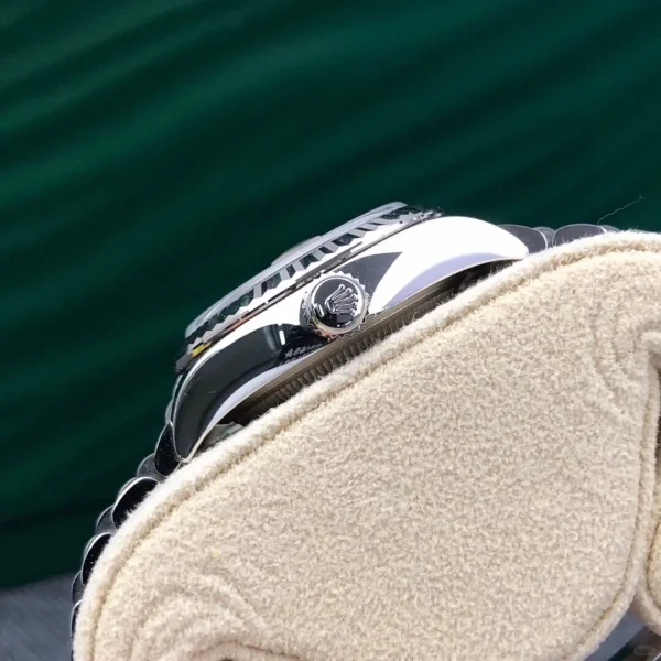 Rolex Ladies Datejust Series Automatic Mechanical Movement Women’s Watch 28mm Silver Dial Oystersteel Case Oystersteel Bracelet M279174-0015 - Image 3