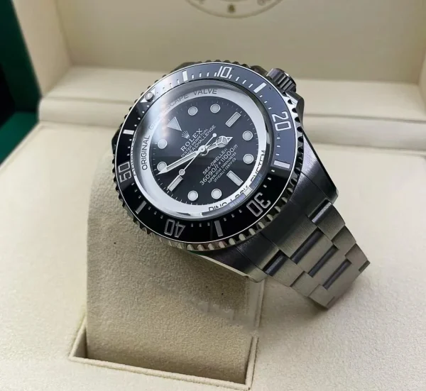 Rolex Deepsea Series Automatic Mechanical Movement 11000m Waterproof Men’s Black Dial 50mm M126067-0001 - Image 4