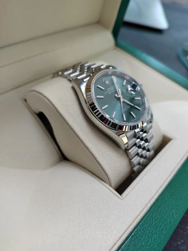 Rolex Datejust series automatic mechanical movement 100 meters waterproof unisex unisex Swiss watch 36mm green dial m126234-0051 - Image 3