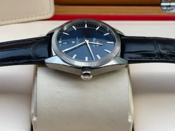 Omega Constellation Globemaster Automatic Mechanical Movement 100m Waterproof Men’s Watch Swiss 39mm Blue Dial Leather Strap 130.33.39.21.03.001 - Image 6