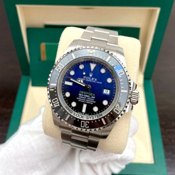 Rolex Sea-Dweller Automatic Mechanical Movement Gradient Submariner 44mm Blue Dial 116660-98210 - Image 2