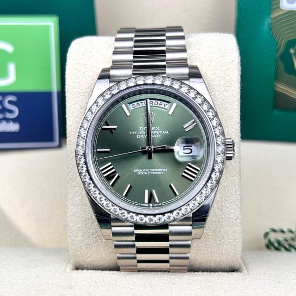 Rolex Day-Date Series Automatic Mechanical Movement 100m Waterproof Date Display Men’s Watch Swiss Watch 41mm Gold Dial 218238 Gold Dial - Image 2