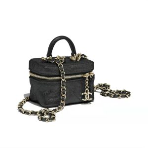 CHANEL/Lychee Skin Black Gold Buckle Shoulder Bag