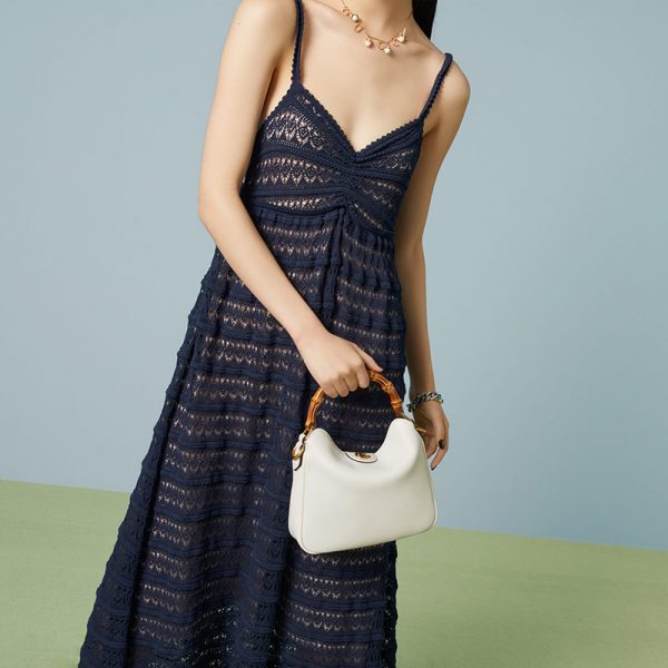 Gucci small white leather bamboo handle shoulder bag - Image 3