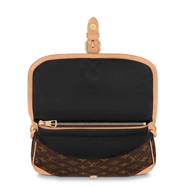 LV vintage print canvas fabric single shoulder diagonal cross bag - Image 3