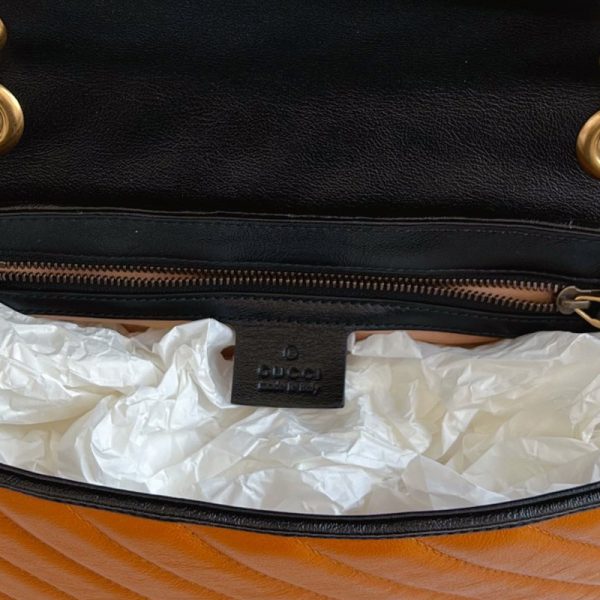 Gucci pumpkin colored black border bag - Image 6
