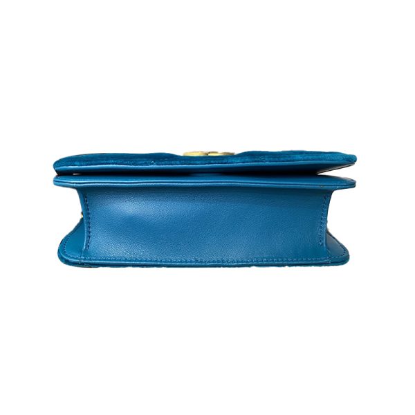 Gucci peacock blue velvet chain bag - Image 3