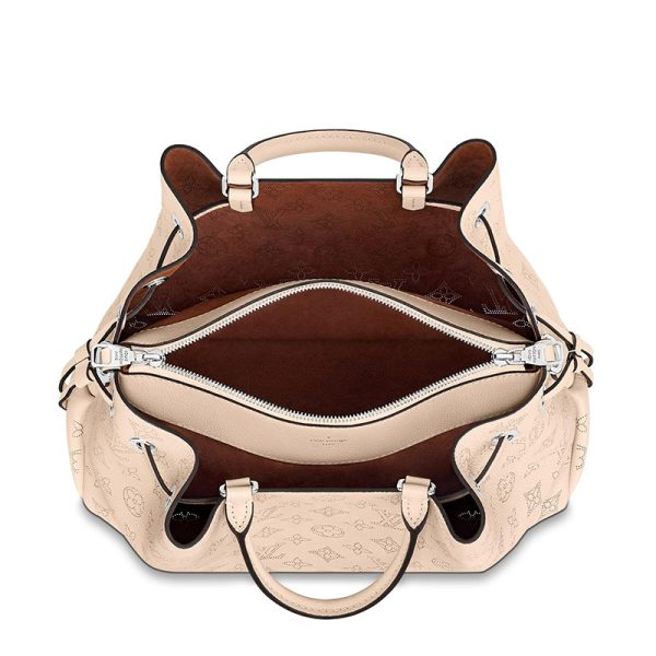 LV cow leather engraved perforated single shoulder diagonal cross bag - Image 4