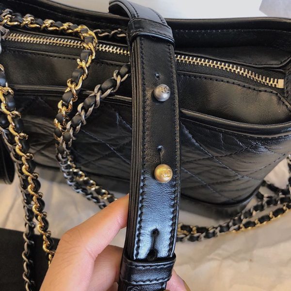 Chanel GABRIELLE small vintage calf leather bag - Image 3