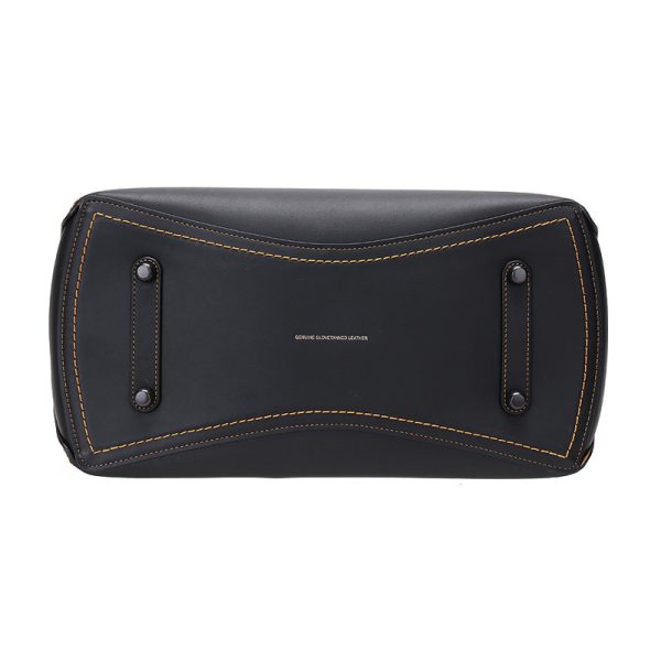 Coach Black Leather Handheld Shoulder Bag - Image 4