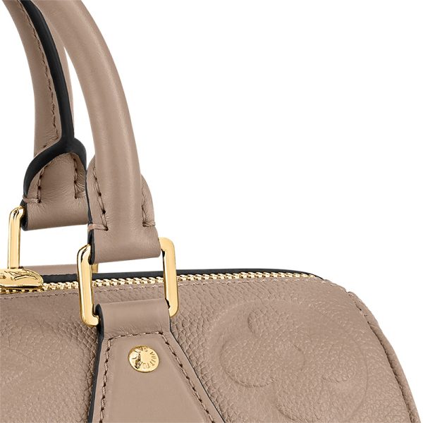 LV pigeon grey embossed grain cowhide single shoulder crossbody handbag - Image 5