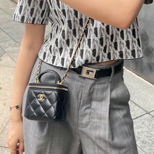 Chanel small box chain bag - Image 5