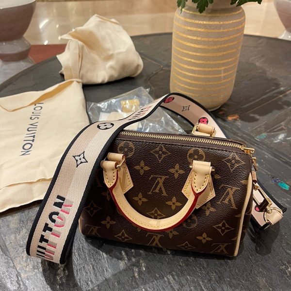 LV classic canvas shoulder crossbody bag - Image 5