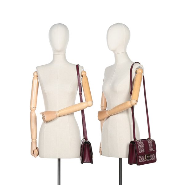 Coach fabric paired with leather single shoulder crossbody bag - Image 7
